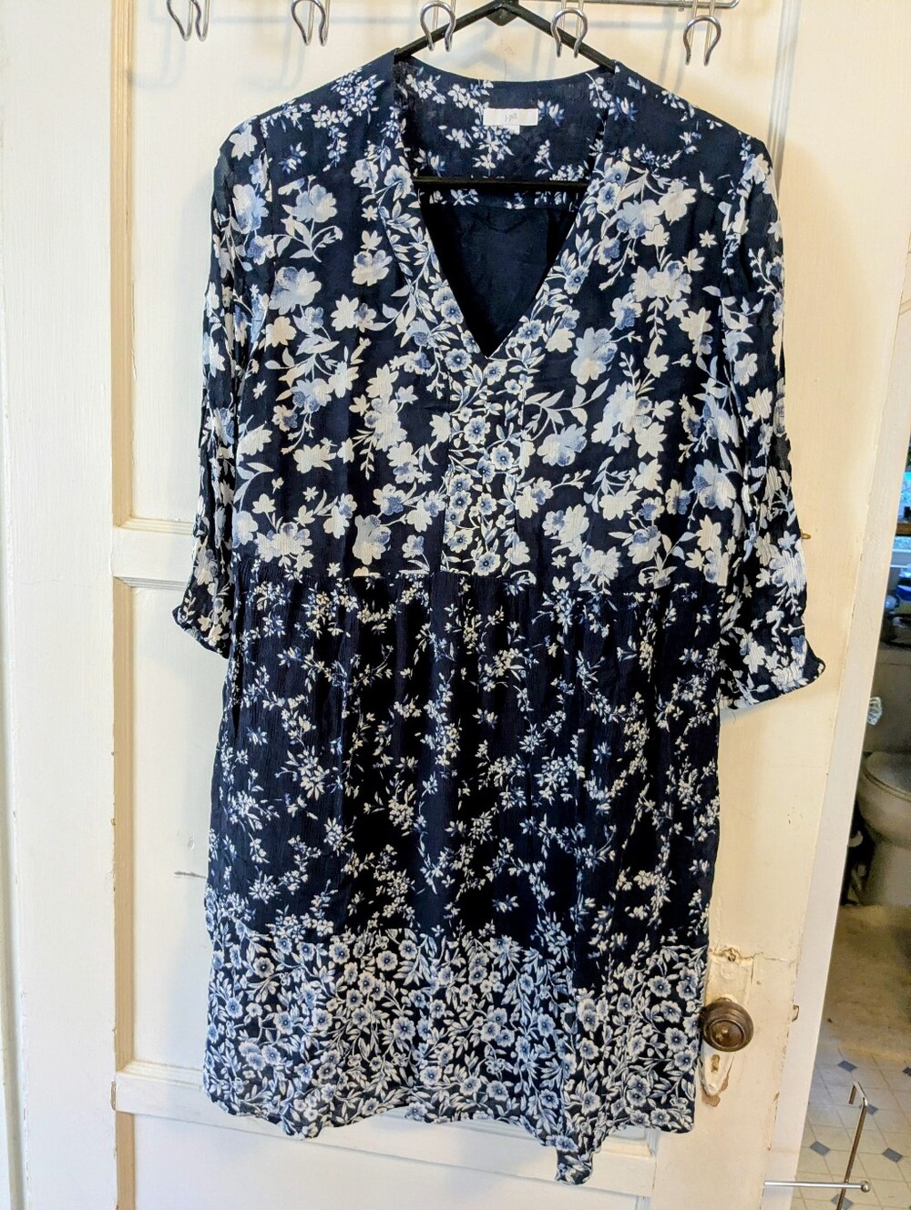 J.Jill Flowy Navy Floral V-Neck Tunic Dress